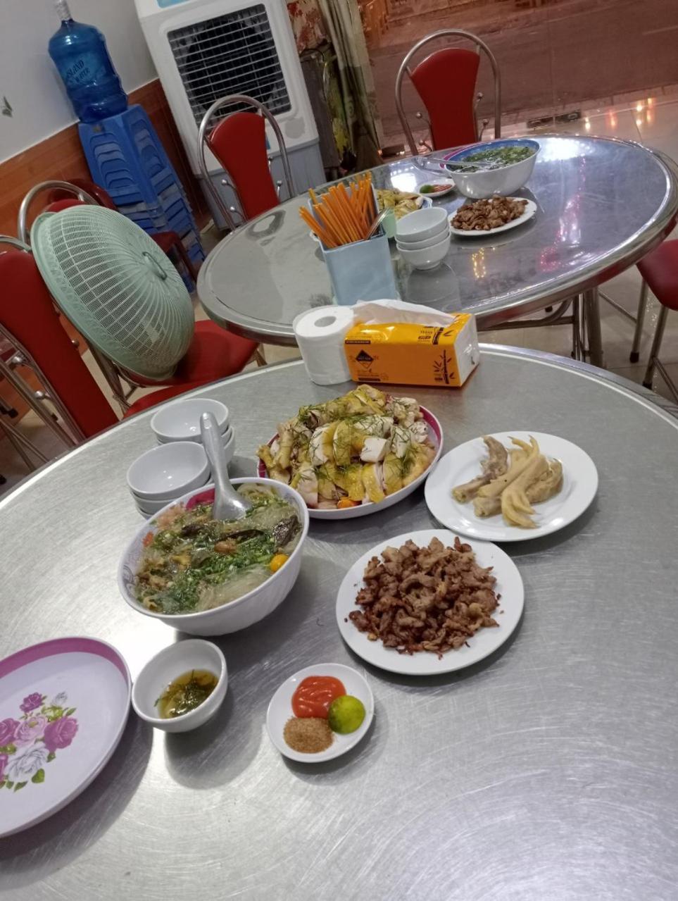 Nha Nghi Phuong Thao Bed and Breakfast Quan Lan Εξωτερικό φωτογραφία